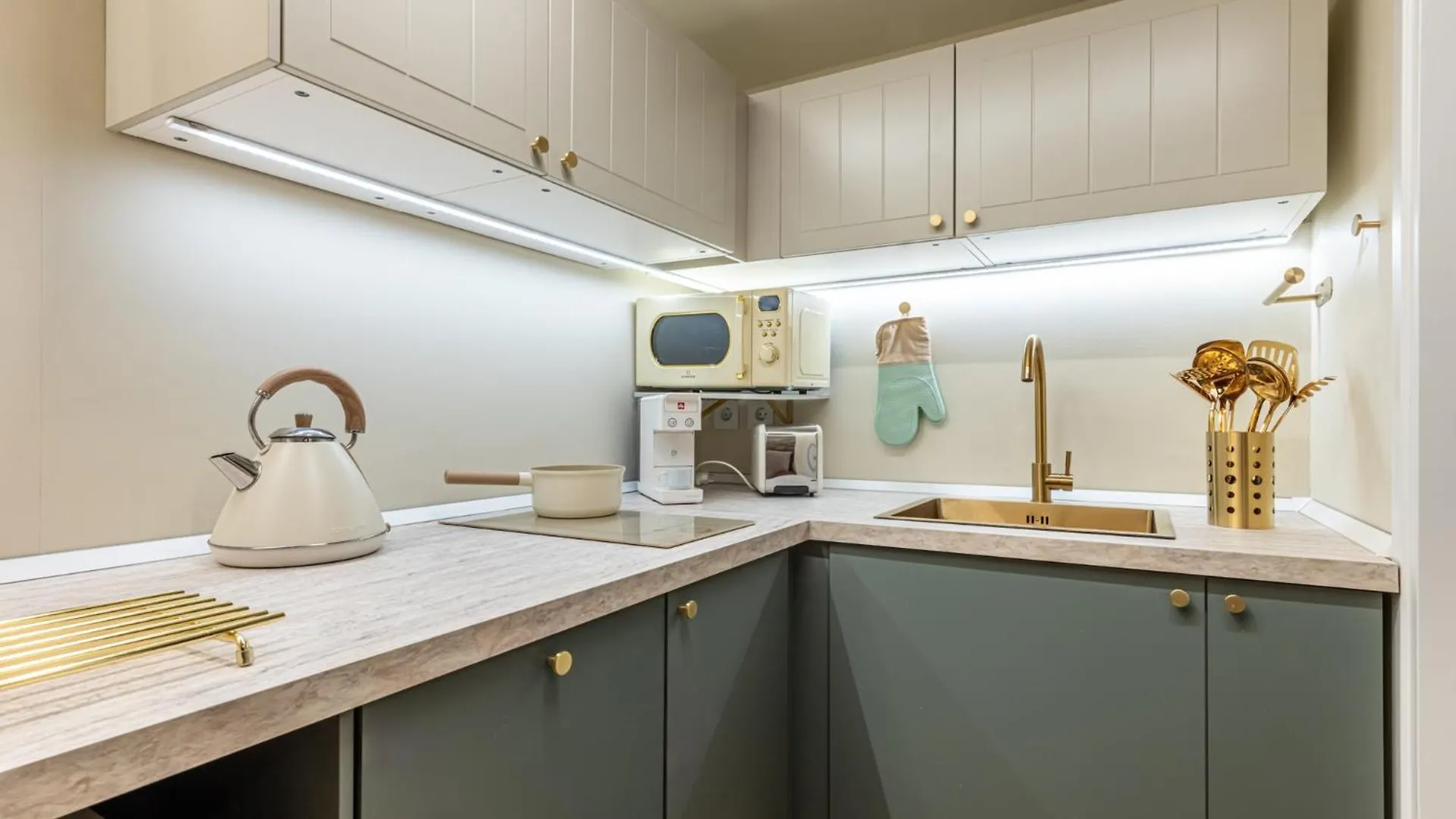 Stylish Monolocale Apartment Milan 0*,  Italy