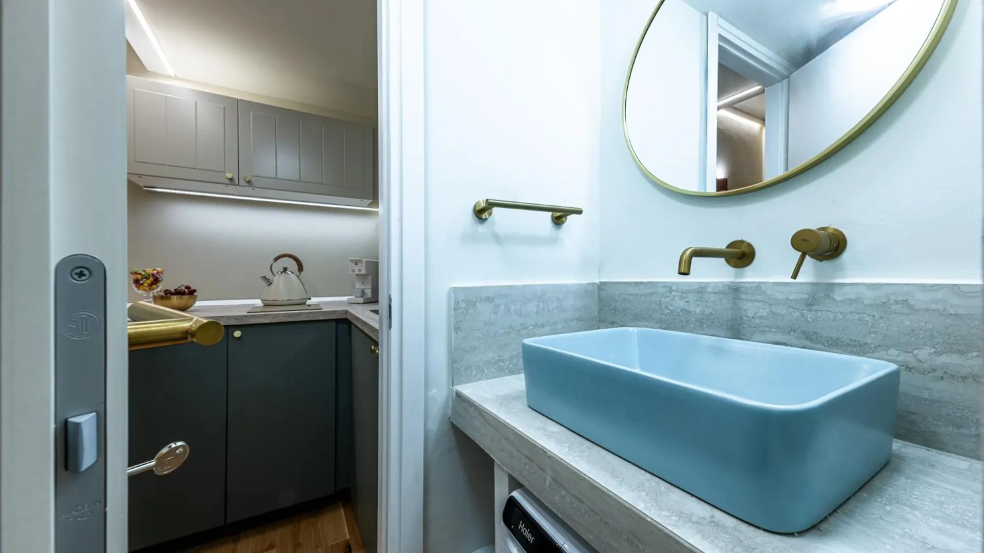 Stylish Monolocale Apartment Milan